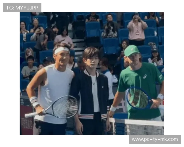 易烊千玺中网挑边嘉宾，明星效应助推网球破圈传播