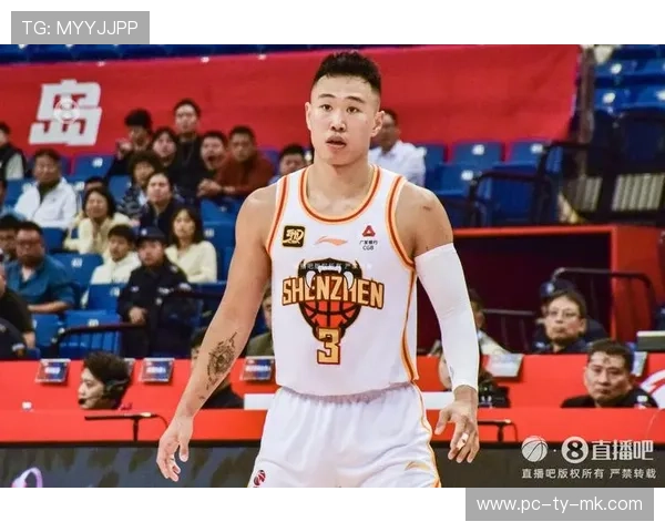 深圳队外援亚当斯场均28分6助攻，与贺希宁组成高效挡拆组合