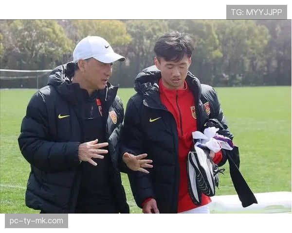 里昂青训学院与当地大学合作开设运动科学双轨课程